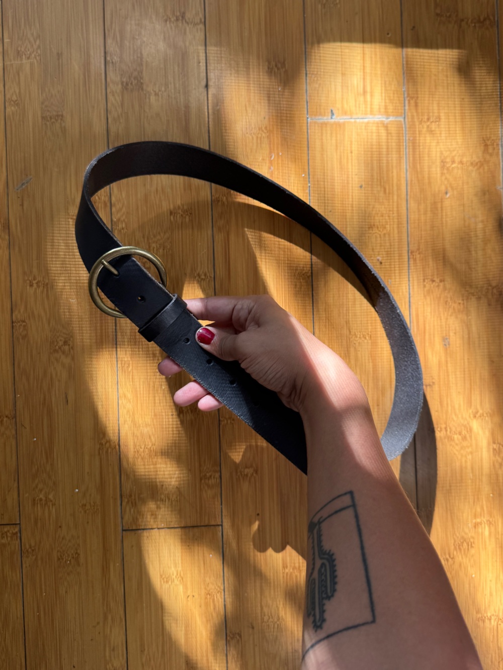 Rye Black Leather Belt with Round Gold Buckle